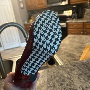 Size 6.5 alabama heels